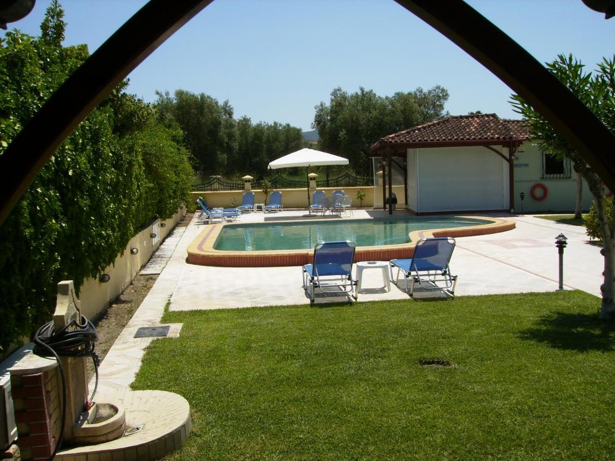Cleopatra'S Studios Adults Only Hanioti Zewnętrze zdjęcie